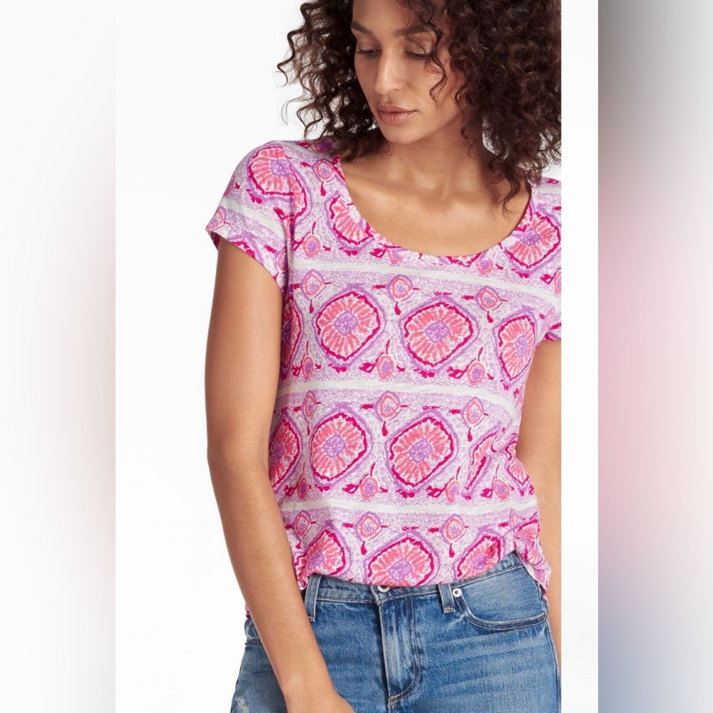 Lucky Brand Geo Striped Medallion Tee Coral Abstract Print Scoop Neck Tshirt